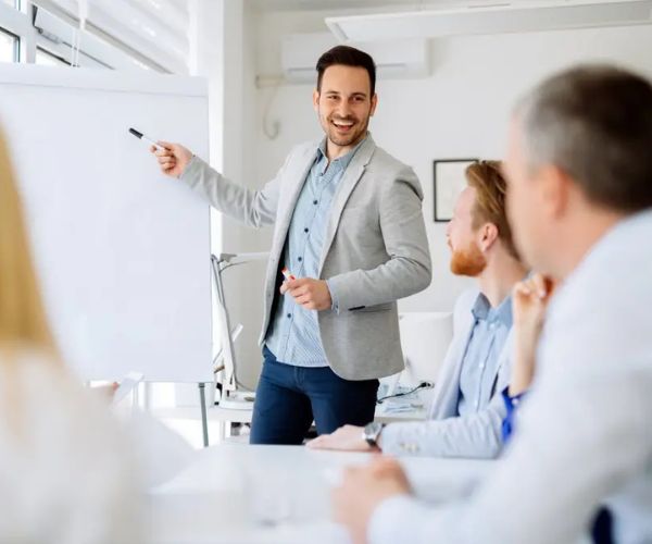                                 الخدمات الاستشارية ودراسات الجدوى